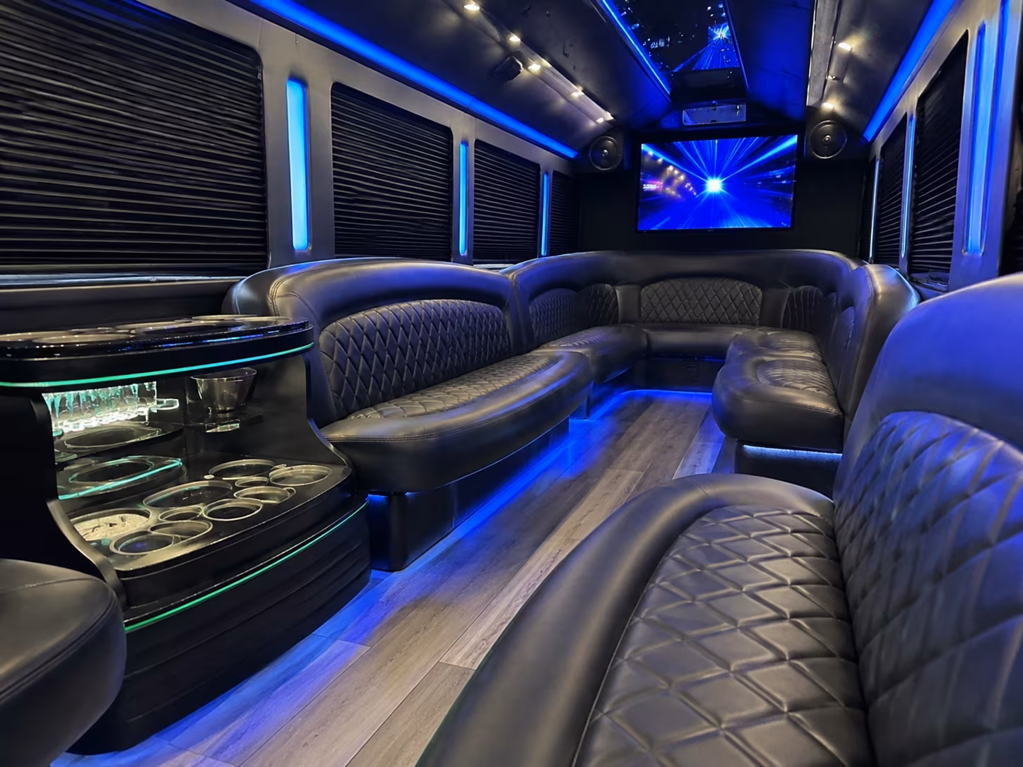 Chandler Winery Tour & Pub Crawl Transportation party bus exterior
