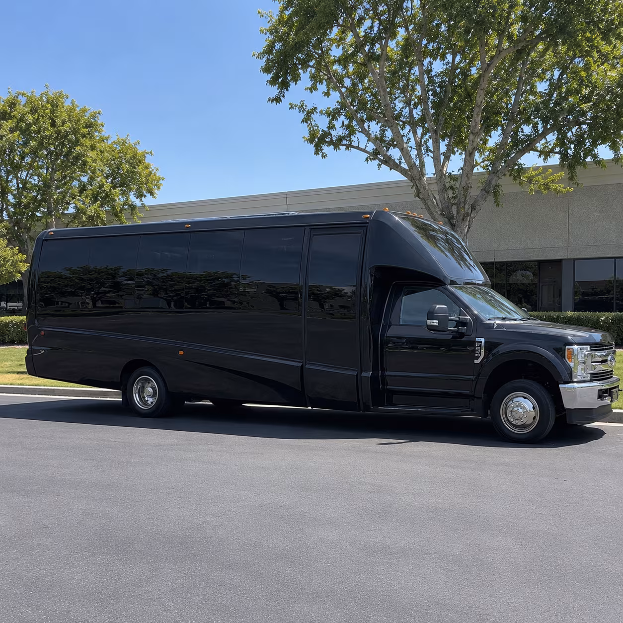 Chandler Winery Tour & Pub Crawl Transportation party bus interior