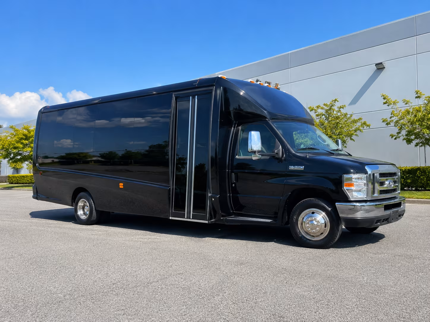 Chandler Winery Tour & Pub Crawl Transportation pickup coordination